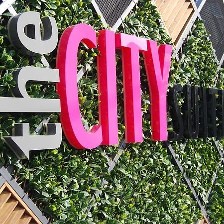 The City Suites Истанбул Екстериор снимка
