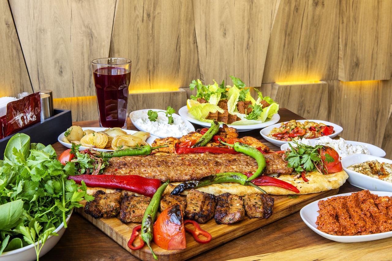 The City Suites Истанбул Екстериор снимка